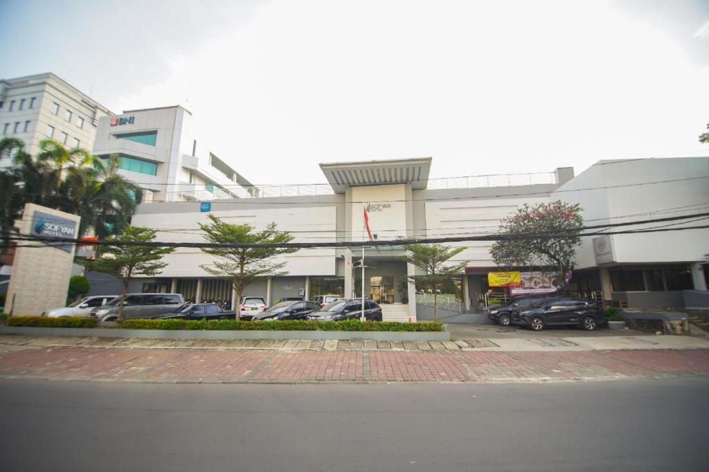 Sofyan Hotel Soepomo Jakarta Exterior photo