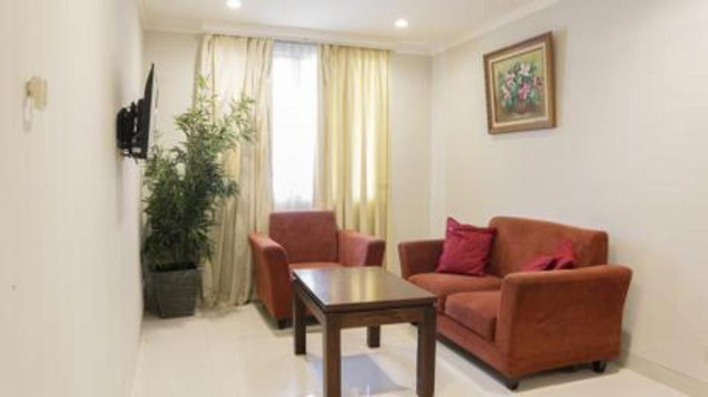 Sofyan Hotel Soepomo Jakarta Exterior photo