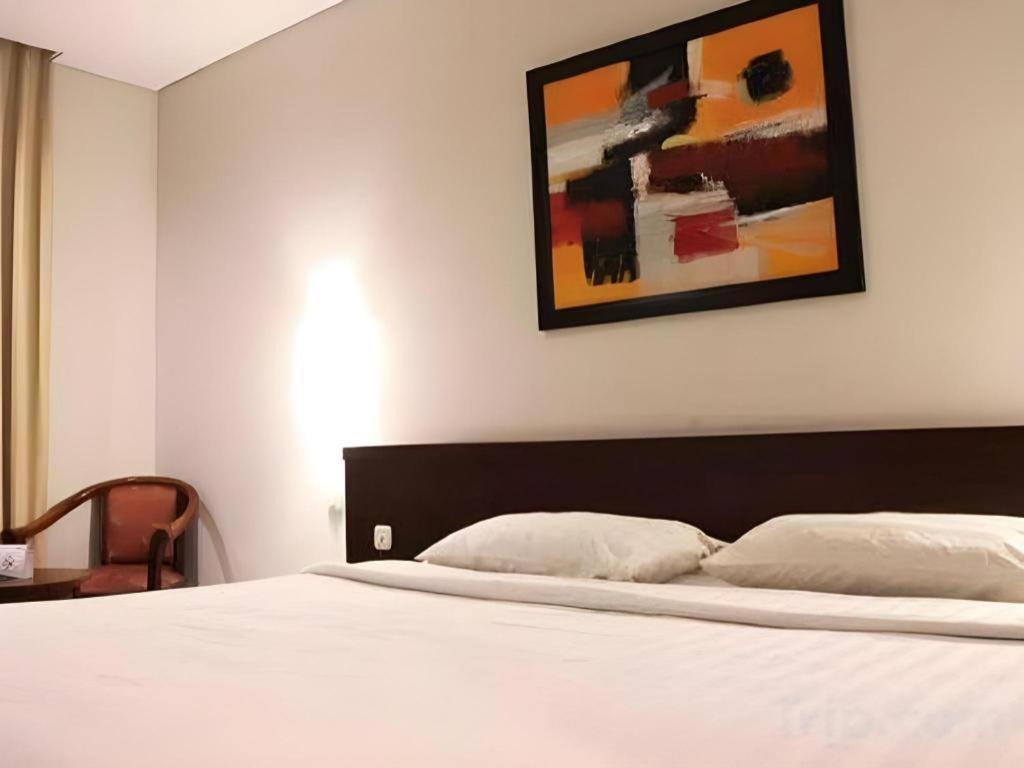 Sofyan Hotel Soepomo Jakarta Exterior photo